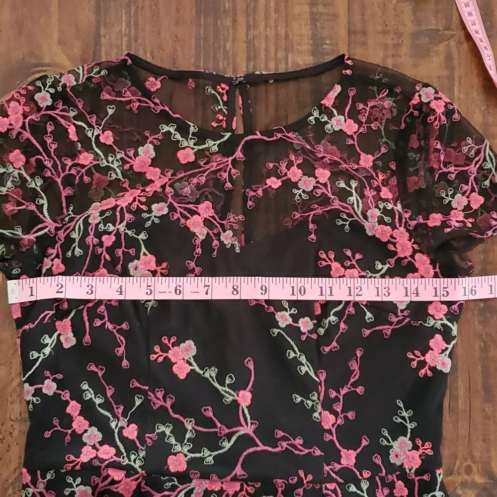 Adrianna Papell Embroidered Floral Desss - Picture 7 of 11